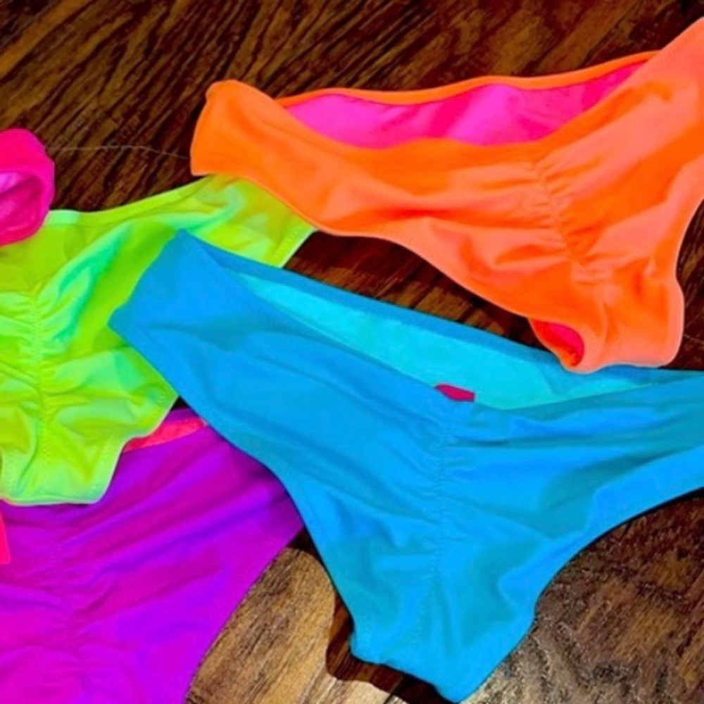 Bundle: Set of 2 Cheeky Bikini Bottoms